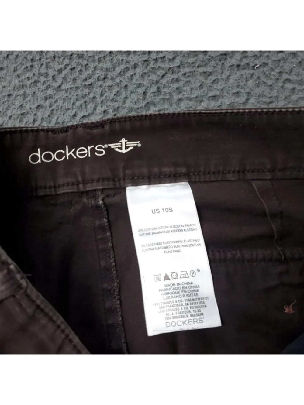Dockers Pants Womens Size 10 Short 32x26 Brown Chino Khaki Wide Leg Cuff LL y2K